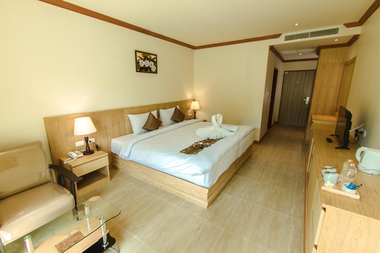 Double Room with Pool View